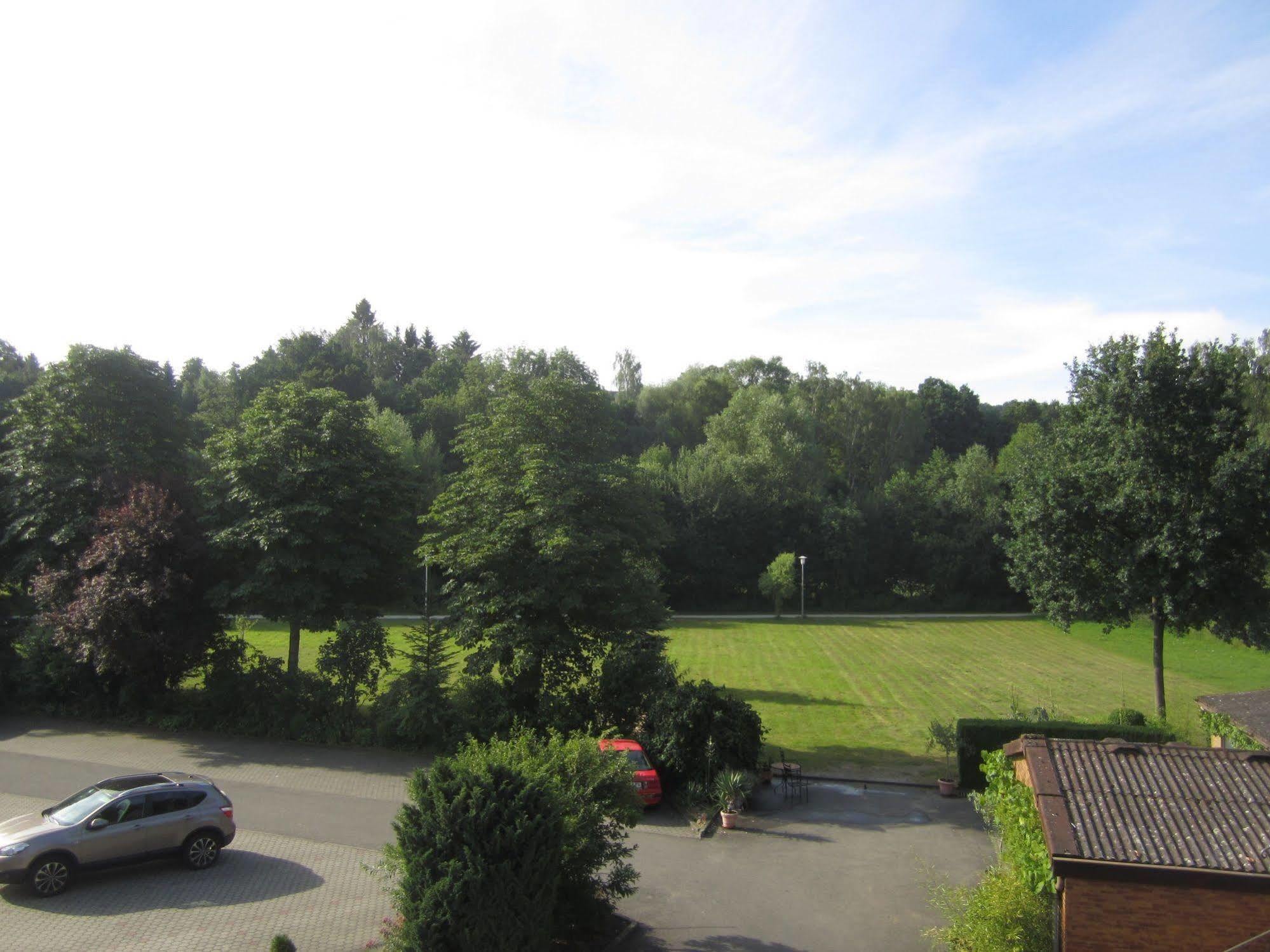 Landgasthof Goldene Rose Grub am Forst Exterior photo